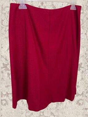 Brooks Brothers Red Wool Pencil Skirt – Size 4